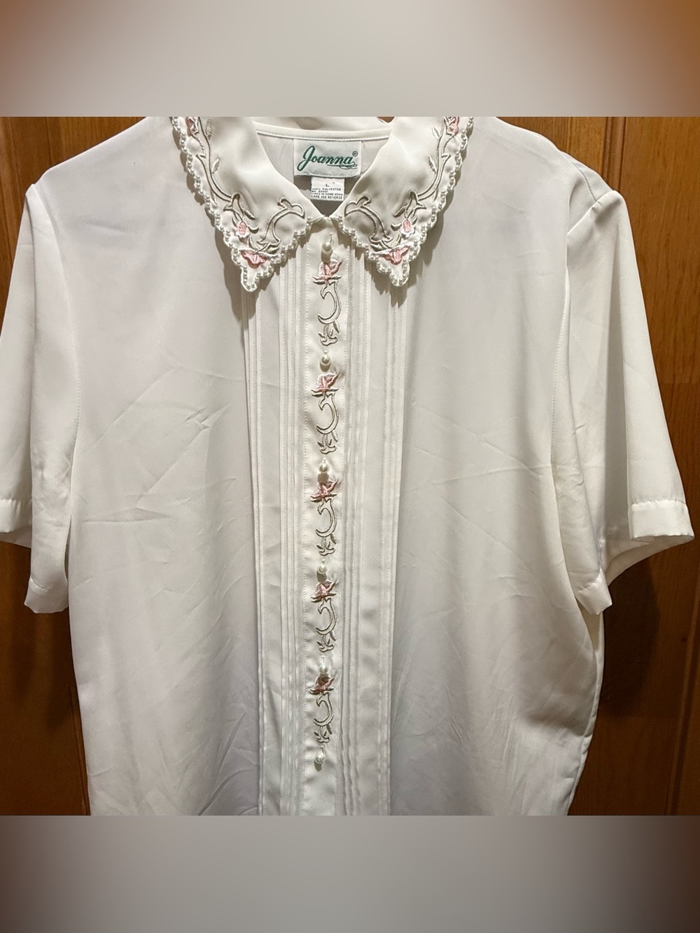 Women’s Joanna Soft White Embroidered Botton Down Blouse - Picture 3 of 5